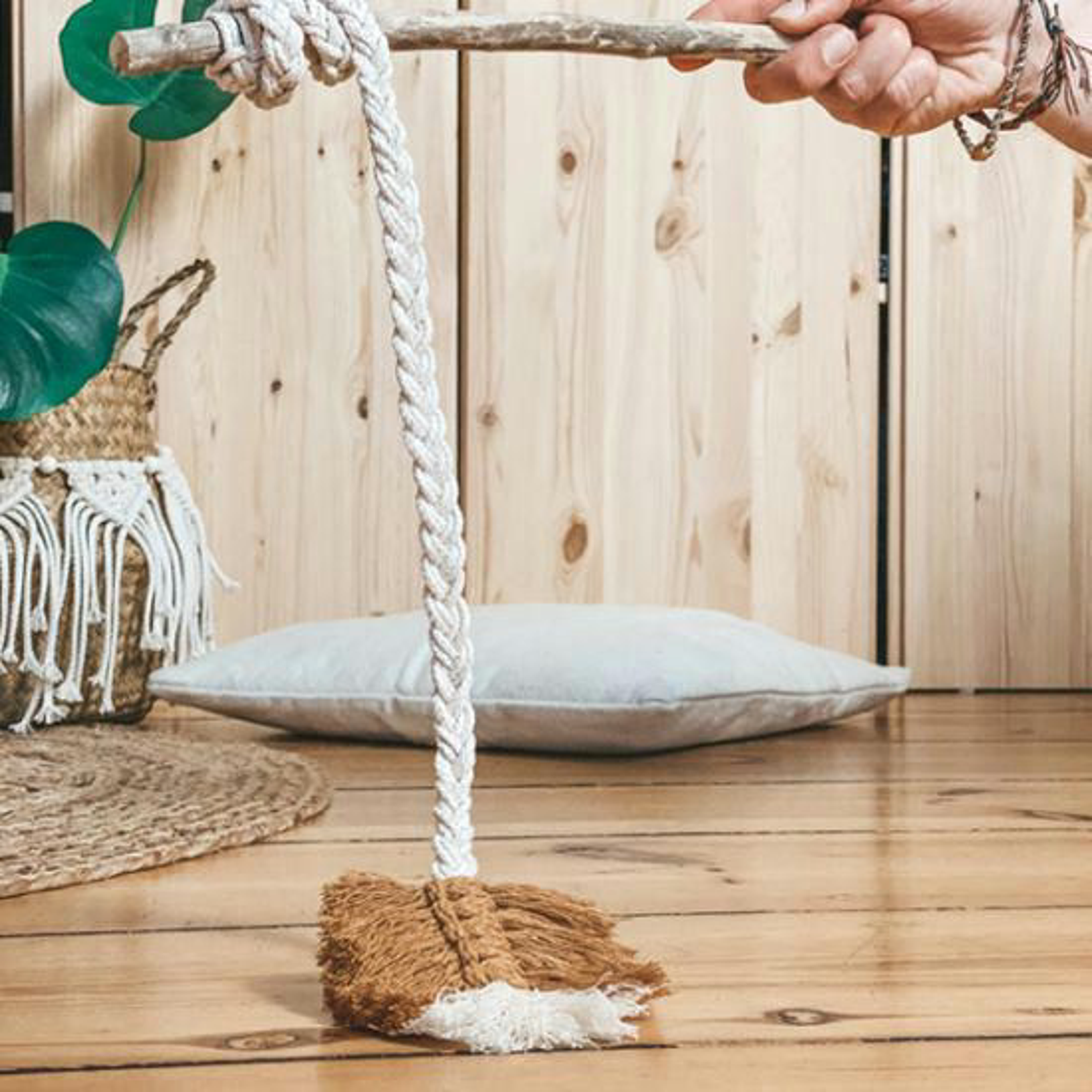 assets/1763-Feder-Fertig-DIY-Katzenspielzeug-Makramee.jpg